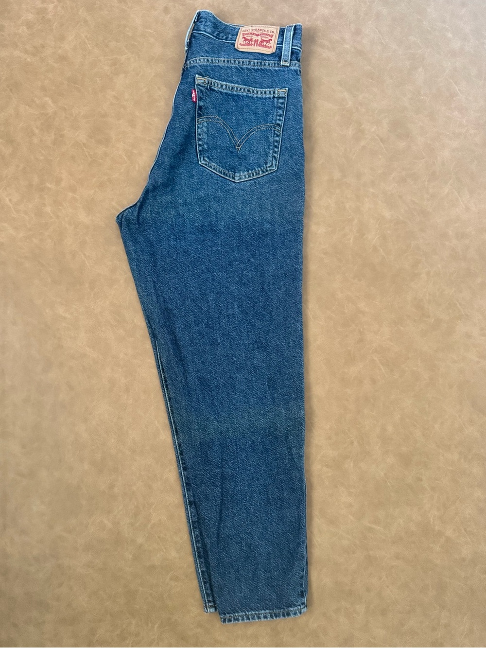Levi’s High Waisted Mom Jeans Size 29 Medium Wash Vintage Style